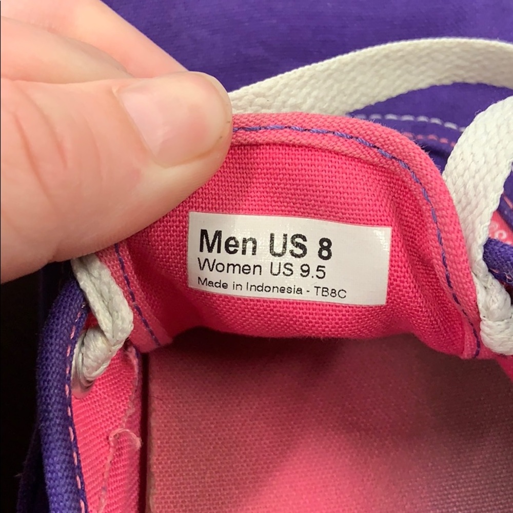 Vans - Picture 4 of 5